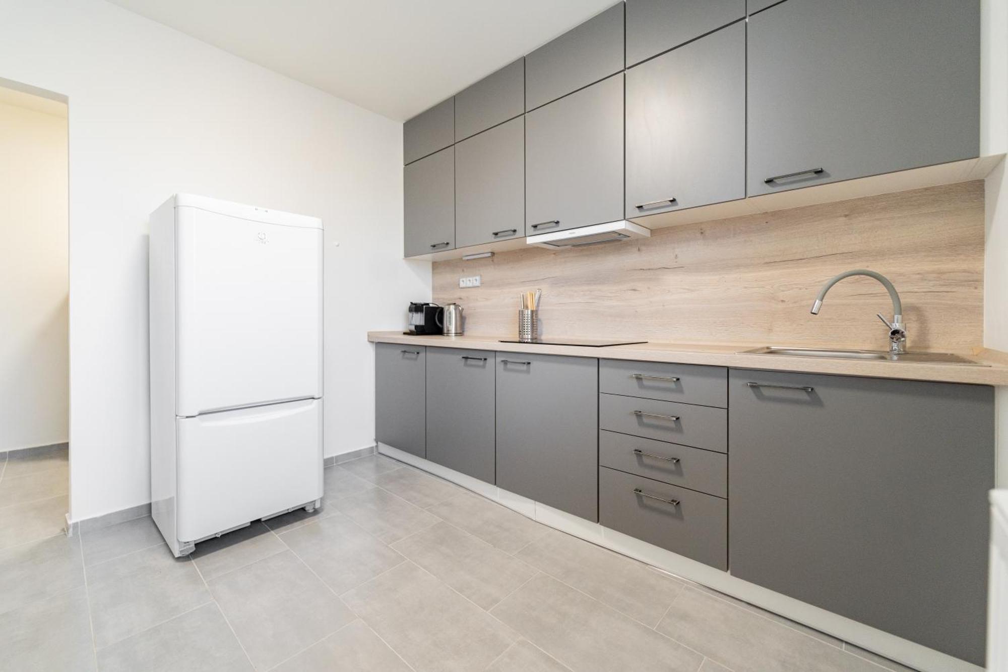 Apartmany Tera Miletin Bagian luar foto